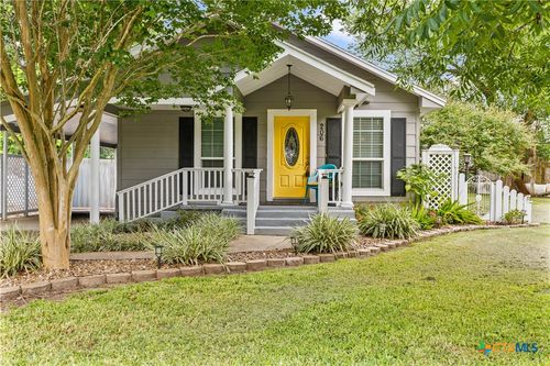 206 County Road 254, Ganado, TX, 77962-8101 | Card Image
