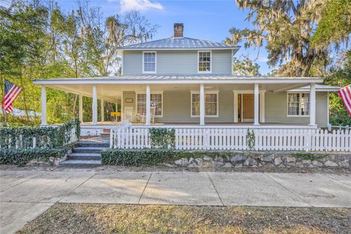 24121 W Us Highway 27, High Springs, FL, 32643-2125 | Card Image