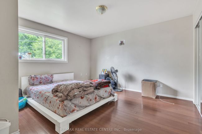 19 Langwith Crt, House other with 6 bedrooms, 3 bathrooms and 4 parking in Brampton ON | Image 12
