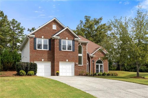 8040 Magnolia Way, Roswell, GA, 30075-4281 | Card Image