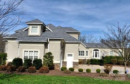 51-1805 Mt Isle Harbor Dr, Charlotte, NC, 28214-5405 | Card Image