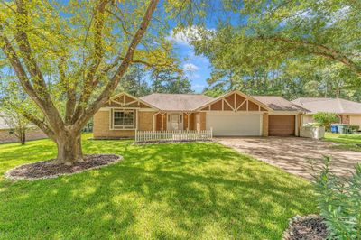 610 Green Hills Road, House other with 3 bedrooms, 2 bathrooms and null parking in Huntsville TX | Image 2