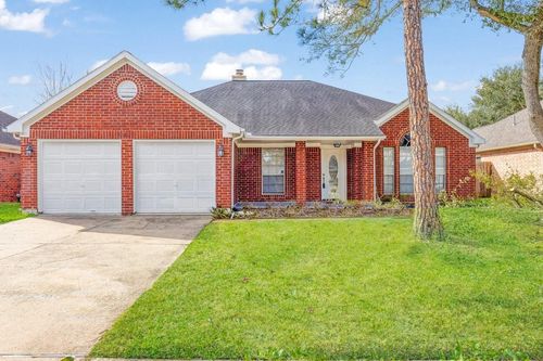 2922 Abbey Field Dr, Pearland, TX, 77584-8684 | Card Image