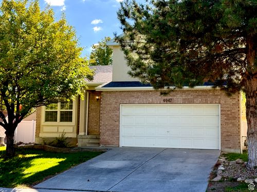 4047 Pine Grove Way, South Jordan, UT, 84009-3952 | Card Image