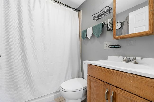 69 West St, Home with 5 bedrooms, 3 bathrooms and 2 parking in New London CT | Image 30