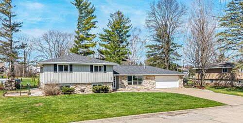 1835 Dexter Street, NEW LONDON, WI, 54961 | Card Image