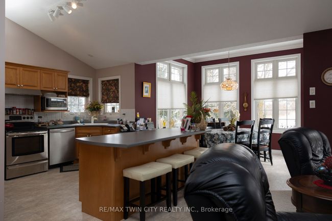 560 W Quarter Townline Rd, House other with 3 bedrooms, 2 bathrooms and 6 parking in Princeton ON | Image 13