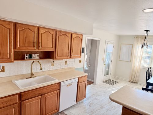 104 Wilsey Ln, Sidney, IL, 61877-9621 | Card Image