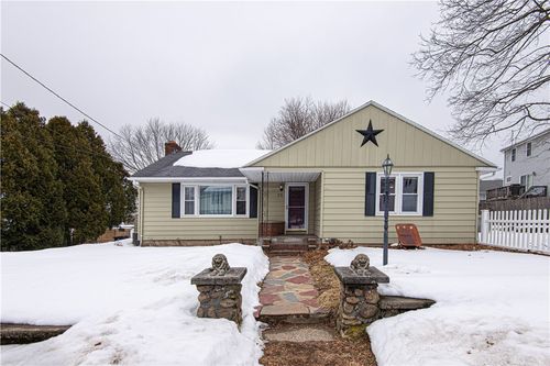 25 Weeks St, Cumberland, RI, 02864-1850 | Card Image