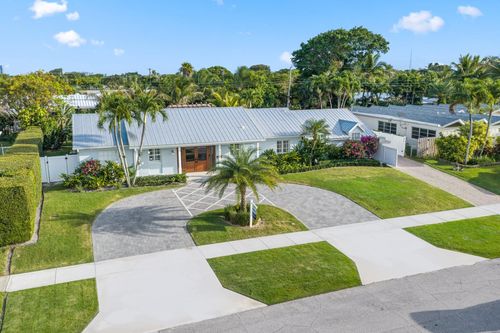 418 Oyster Rd, North Palm Beach, FL, 33408-4326 | Card Image
