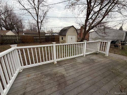 33424 Cheryl St, Clinton Township, MI, 48035-3931 | Card Image