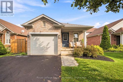 399 Starwood Dr, Guelph, ON, N1E7A3 | Card Image