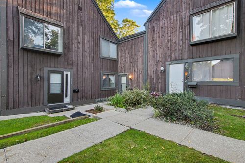 16-236 Falkirk Court, Kalamazoo, MI, 49006 | Card Image