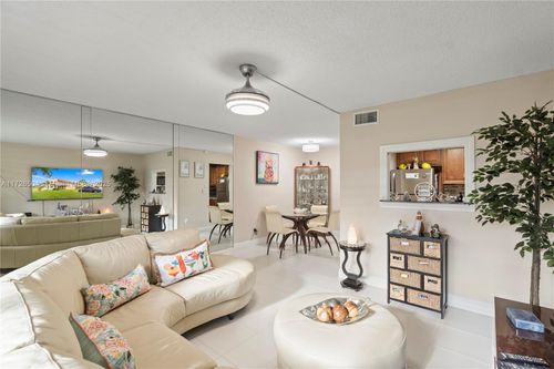 116-8851 Sunrise Lakes Blvd, Sunrise, FL, 33322 | Card Image