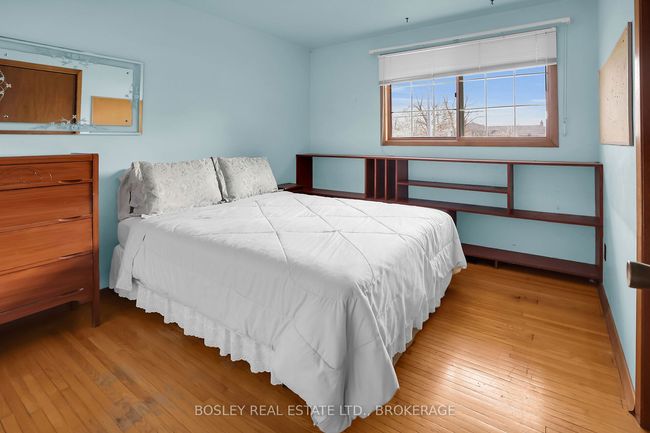 1320 Niagara Stone Rd, House other with 3 bedrooms, 2 bathrooms and 4 parking in Virgil ON | Image 13