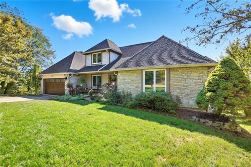 2267 Old Post Road, Beavercreek Twp, OH, 45434 | Card Image