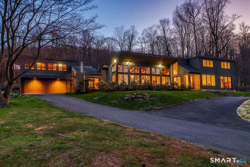 165 Mamanasco Rd, Ridgefield, CT, 06877-1705 | Card Image