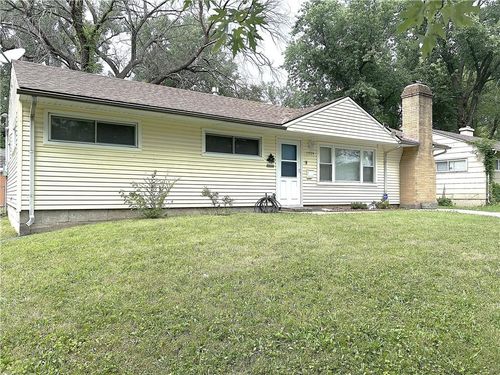 10924 Bristol Ter, Kansas City, MO, 64134-2851 | Card Image