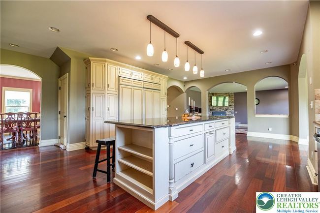 226 Sonny Dr, House other with 7 bedrooms, 6 bathrooms and null parking in Wind Gap PA | Image 12