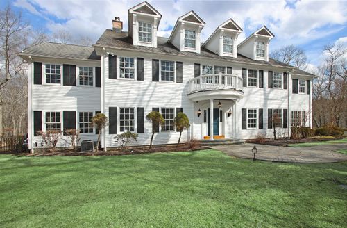 275 Newtown Tpke, Weston, CT, 06883-1332 | Card Image