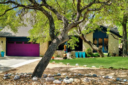 66 Woodcreek Dr, Wimberley, TX, 78676-3340 | Card Image