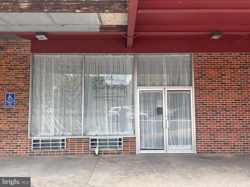 200 E Norwegian St, Pottsville, PA, 17901-3638 | Card Image