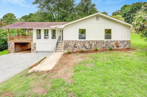 1056 Hickory Ave, Hixson, TN, 37343-1310 | Card Image