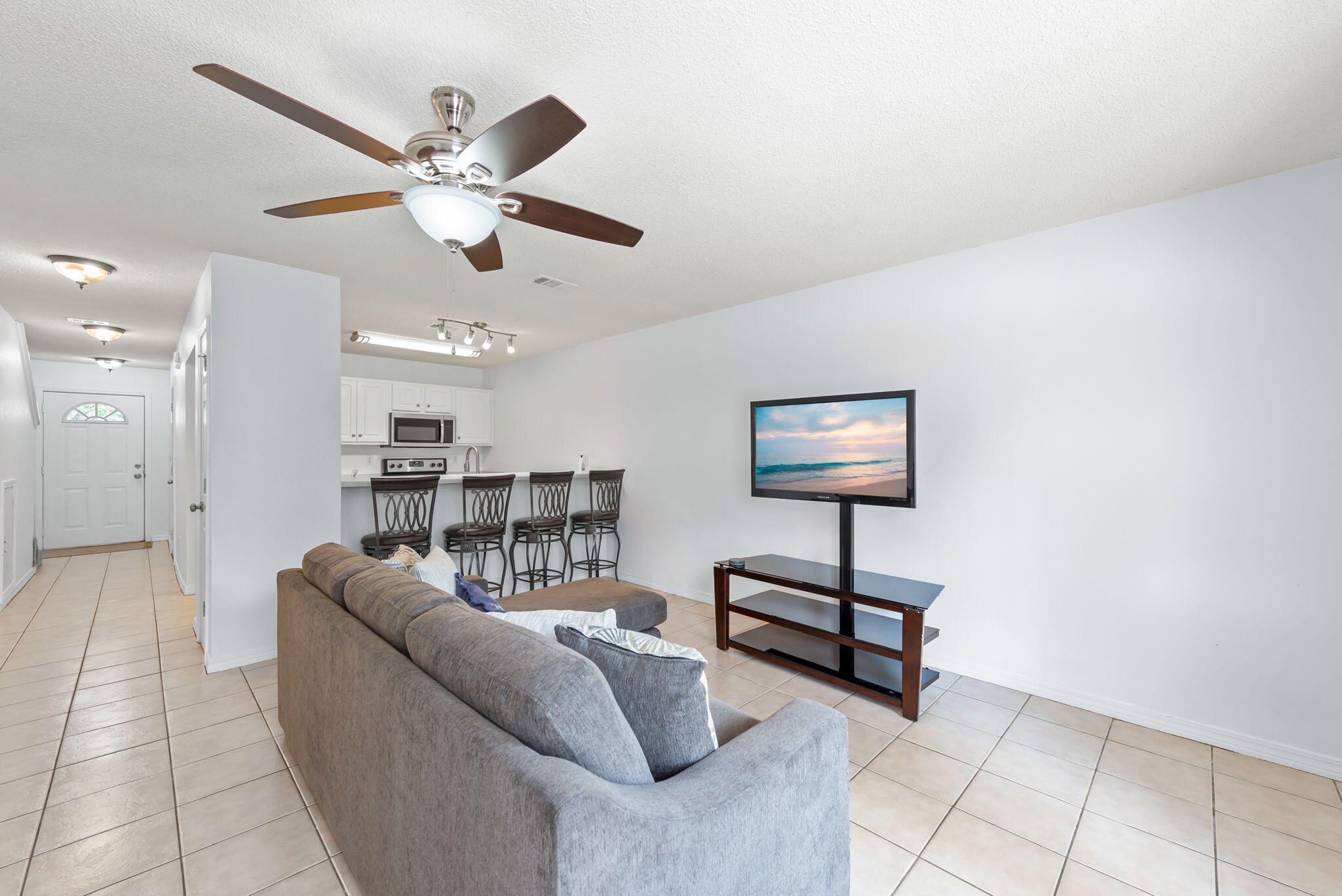 Keystone Rd, Mary Esther, FL 32569