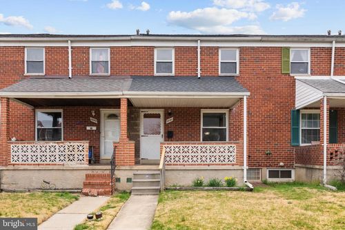 1041 Foxwood Ln, ESSEX, MD, 21221-5931 | Card Image