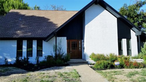 11022 Ferndale Rd, Dallas, TX, 75238-1015 | Card Image