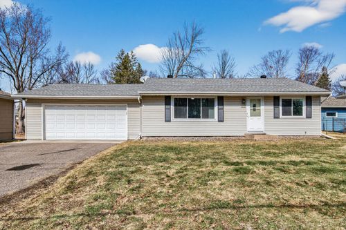 855 11th Ave Sw, Forest Lake, MN, 55025-1724 | Card Image