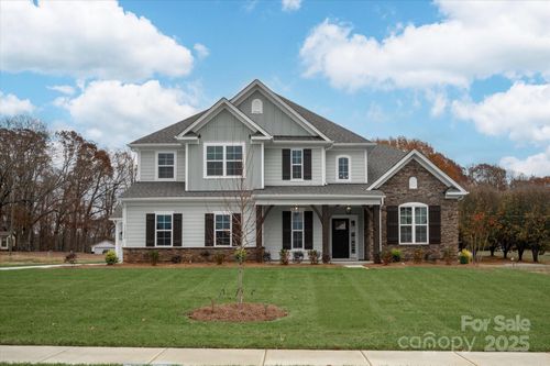 oak0035-11020 Tyler Brook Ln, Mint Hill, NC, 28227-3646 | Card Image