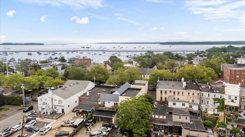 4-36 Main St, Southampton, NY, 11968-4811 | Card Image