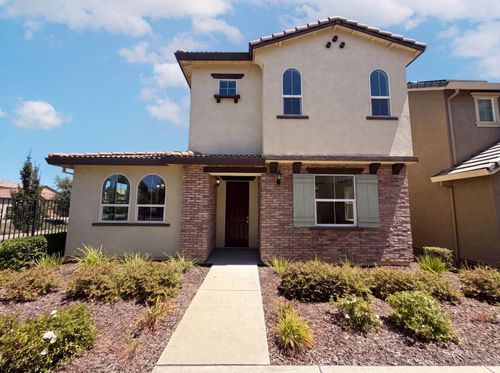 10801 Portico Cir, Rancho Cordova, CA, 95670-6425 | Card Image