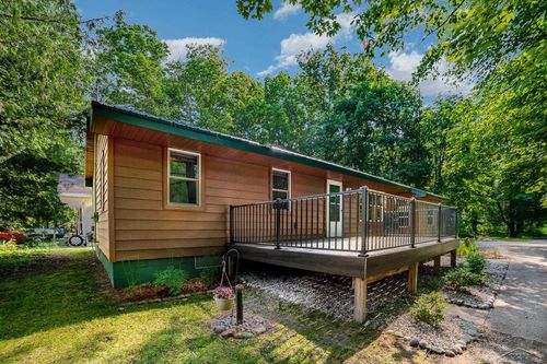 441 Hillcrest Dr, Lake, MI, 48632-9506 | Card Image