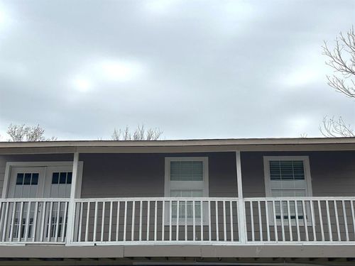 b-309 S 3rd St, Highlands, TX, 77562-3709 | Card Image