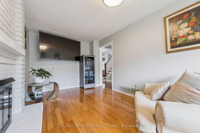6 Gardiner Dr, House other with 6 bedrooms, 4 bathrooms and 2 parking in Ajax ON | Image 16