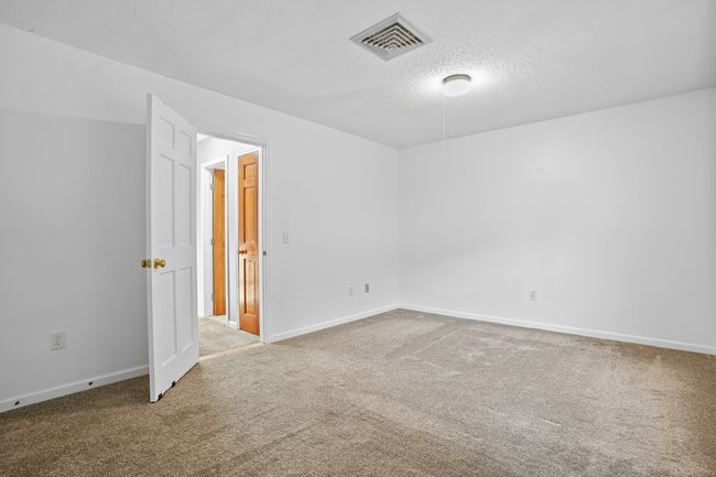 UNIT-26-9 - 55 Mill Plain Rd, Condo with 1 bedrooms, 1 bathrooms and 1 parking in Danbury CT | Image 15
