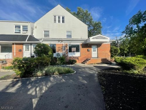 955 Park Ave, Plainfield, NJ, 07060-3001 | Card Image