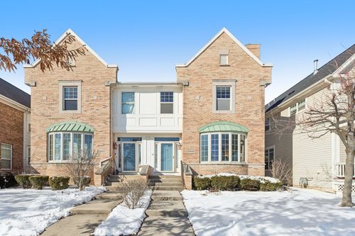 2462 W Lake Avenue, Glenview, IL, 60026 | Card Image