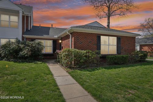 9 Dogwood Ct, Spring Lake, NJ, 07762-2102 | Card Image