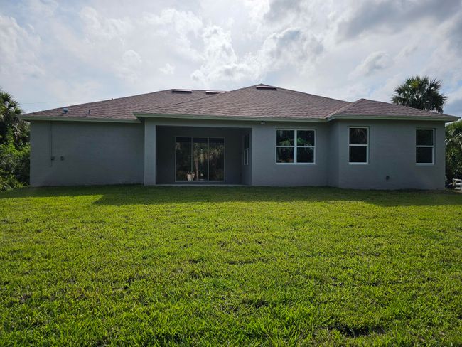 3291 Se Fir Avenue Se, House other with 4 bedrooms, 2 bathrooms and null parking in Palm Bay FL | Image 7