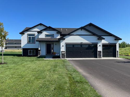 2443 Gold Ln, Saint Augusta, MN, 56301-5895 | Card Image