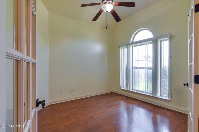 office / french doors | Image 10