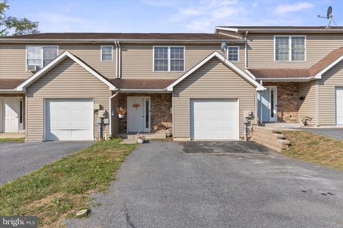 52 Carlisle Ave, ENOLA, PA, 17025-2204 | Card Image