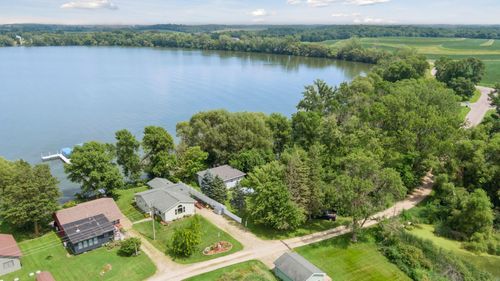 18662 Beach Ln, Kilkenny, MN, 56052-4402 | Card Image