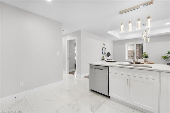 69 Bordeaux Pl, House other with 3 bedrooms, 3 bathrooms and 6 parking in Chatham ON | Image 8