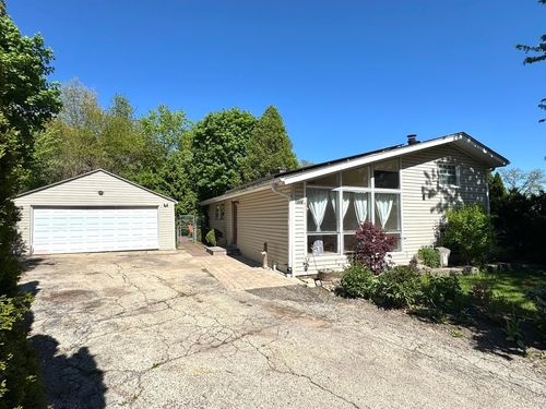 1008 Adams Ct, Carpentersville, IL, 60110-2301 | Card Image