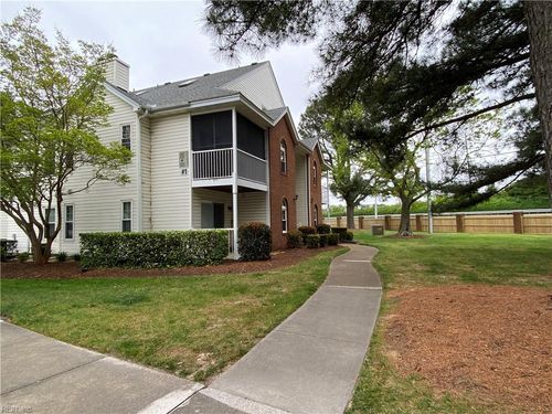1443 Ivywood Rd, Virginia Beach, VA, 23453-1543 | Card Image