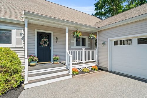 21 Colony Ave, Bourne, MA, 02532-3821 | Card Image